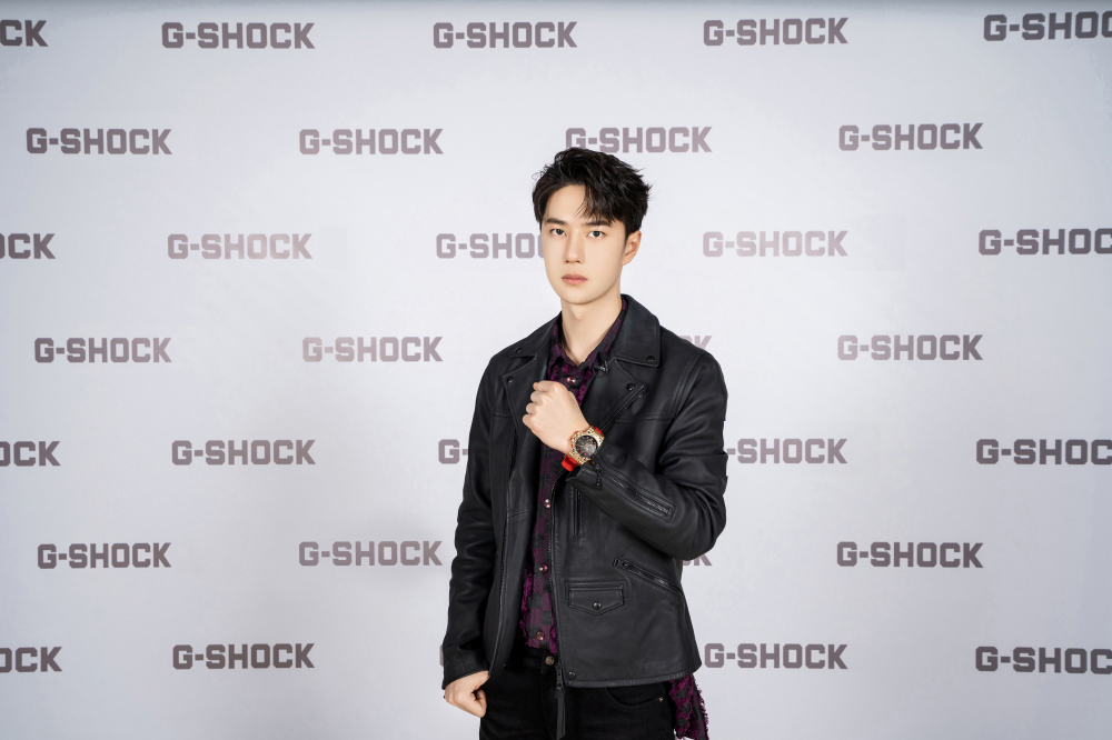 虎SHOCK生威，坚韧一“博”！ 卡西欧田中董事长携手王一博开启潮流对谈